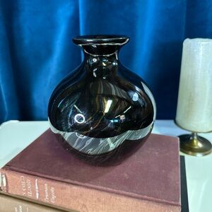 Rare Haeger Pottery Black Iridescent VASE With Gold & Nickel Metalic Swirls 6”